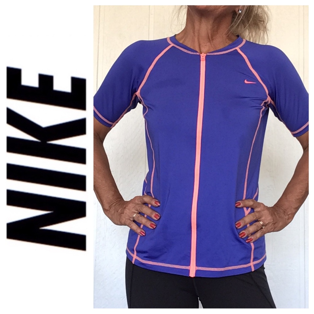 NIKE DRI FIT ZIP FRONT TOP MEDIUM